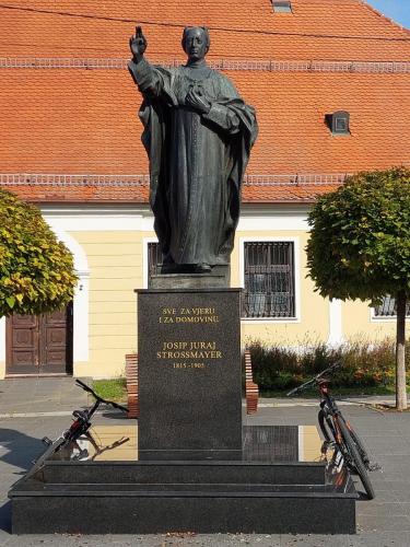 Slavonija: Vukovar - Erdut - Aljmaš - Osijek - Đakovo