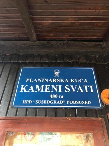 Kameni svati – Dječja planinarska škola