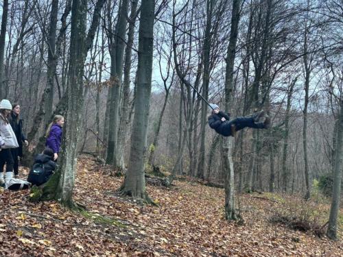 Kameni svati – Dječja planinarska škola