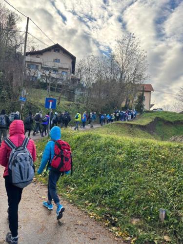 Kameni svati – Dječja planinarska škola