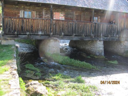 Otočac – Vrila rijeke Gacke - Kosinj - Švica