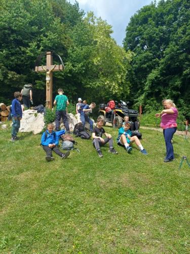 Ostrc, Ivancica – Dječja planinarska skola