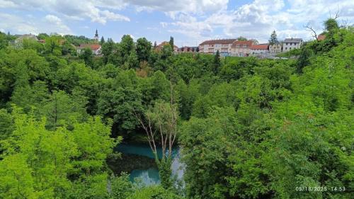 Izvor Slunjčice – Slunj (Rastoke)