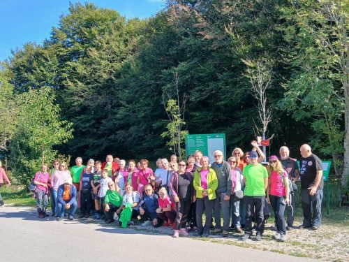Baške Oštarije, Veliki sadikovac i Ljubičko Brdo